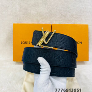 Louis Vuitton Men's belt