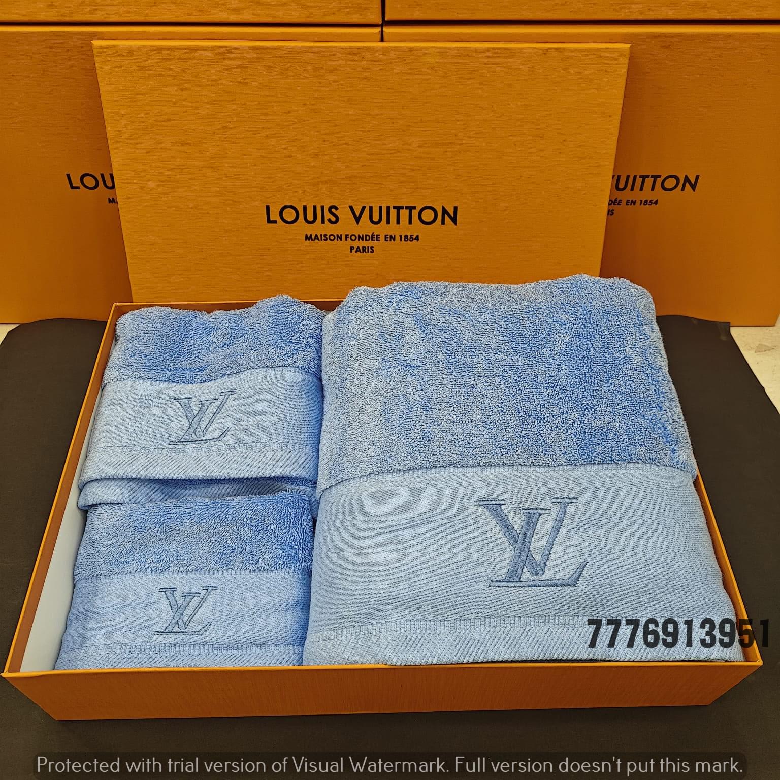 Louis Vuitton Towel Set